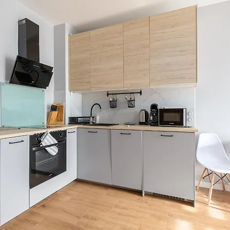Rentplanet - Wólczańska Apartamento