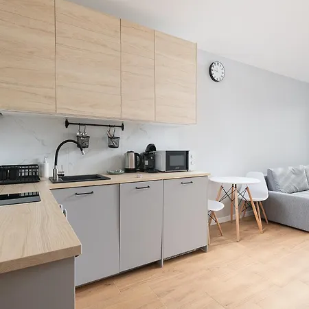 Rentplanet - Wólczańska Apartamento
